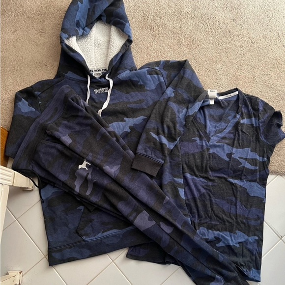 Vs pink Sherpa lined campus pullover skinny joggers short sleeve tee Camo 2018 - Picture 1 of 13